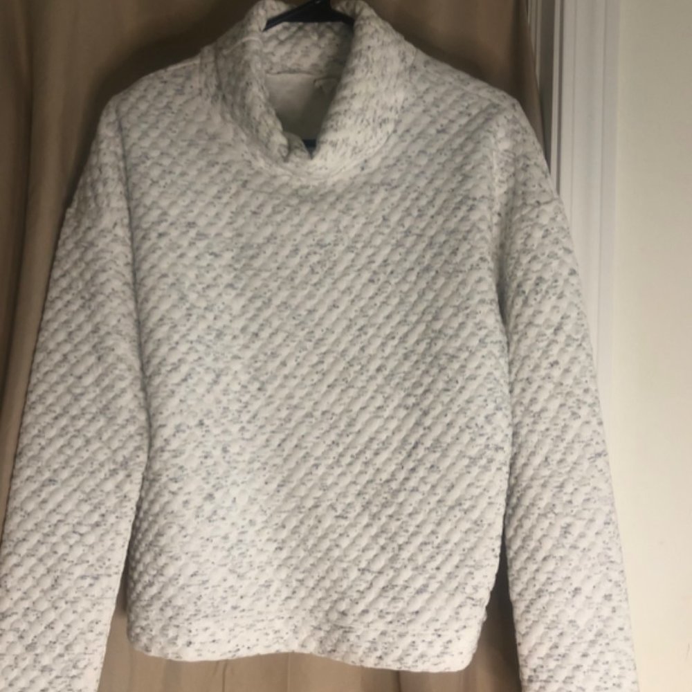 Active Turtle Neck Shirt